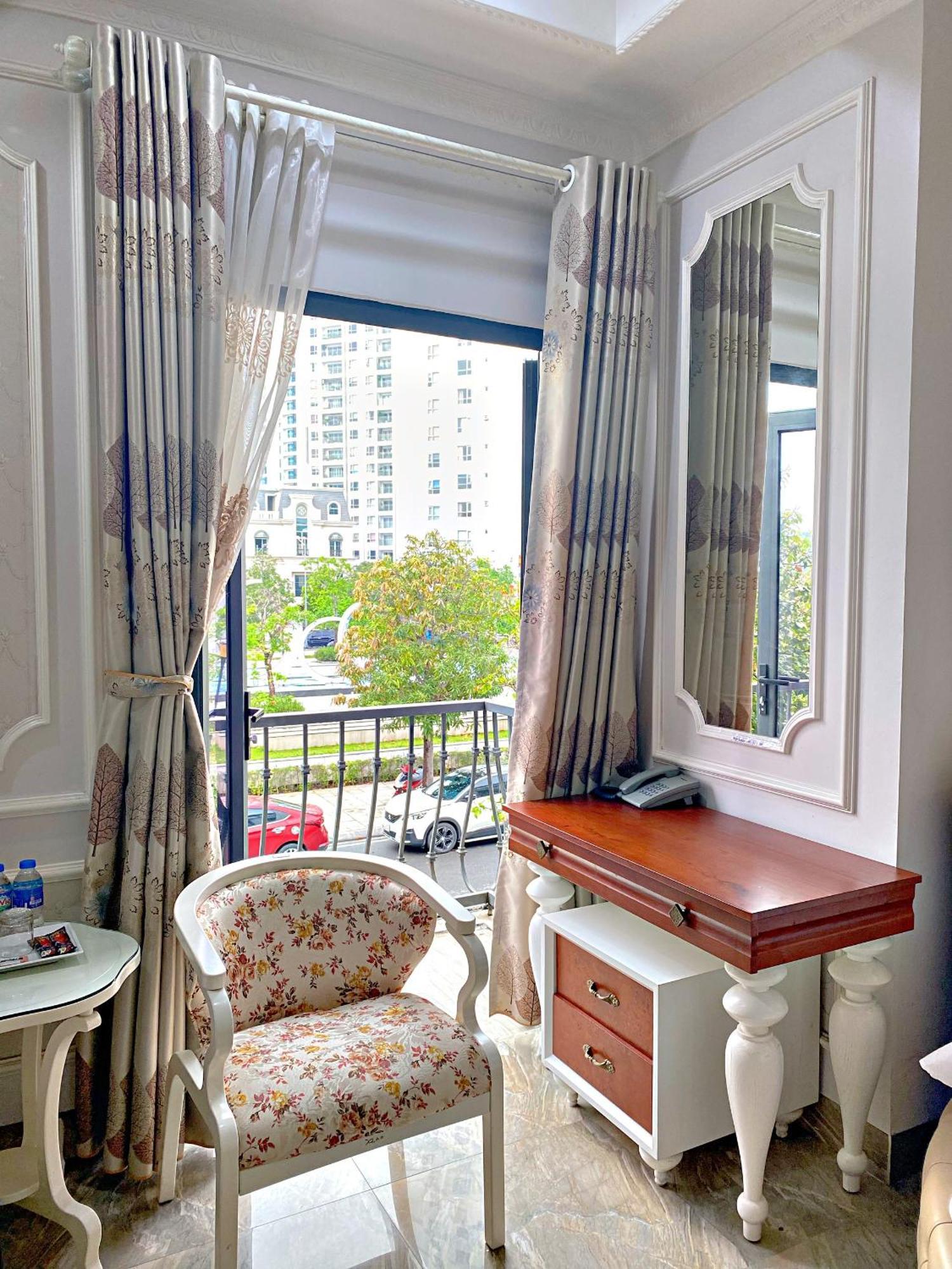 Blue Diamond Hotel 하롱 외부 사진